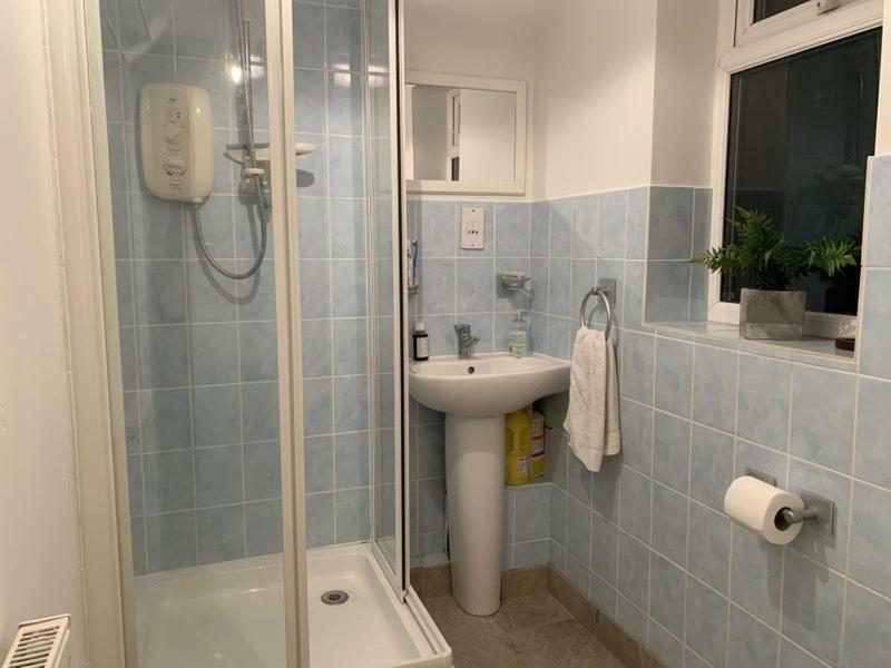 75Ers Private Room Τσέλτενχαμ Εξωτερικό φωτογραφία